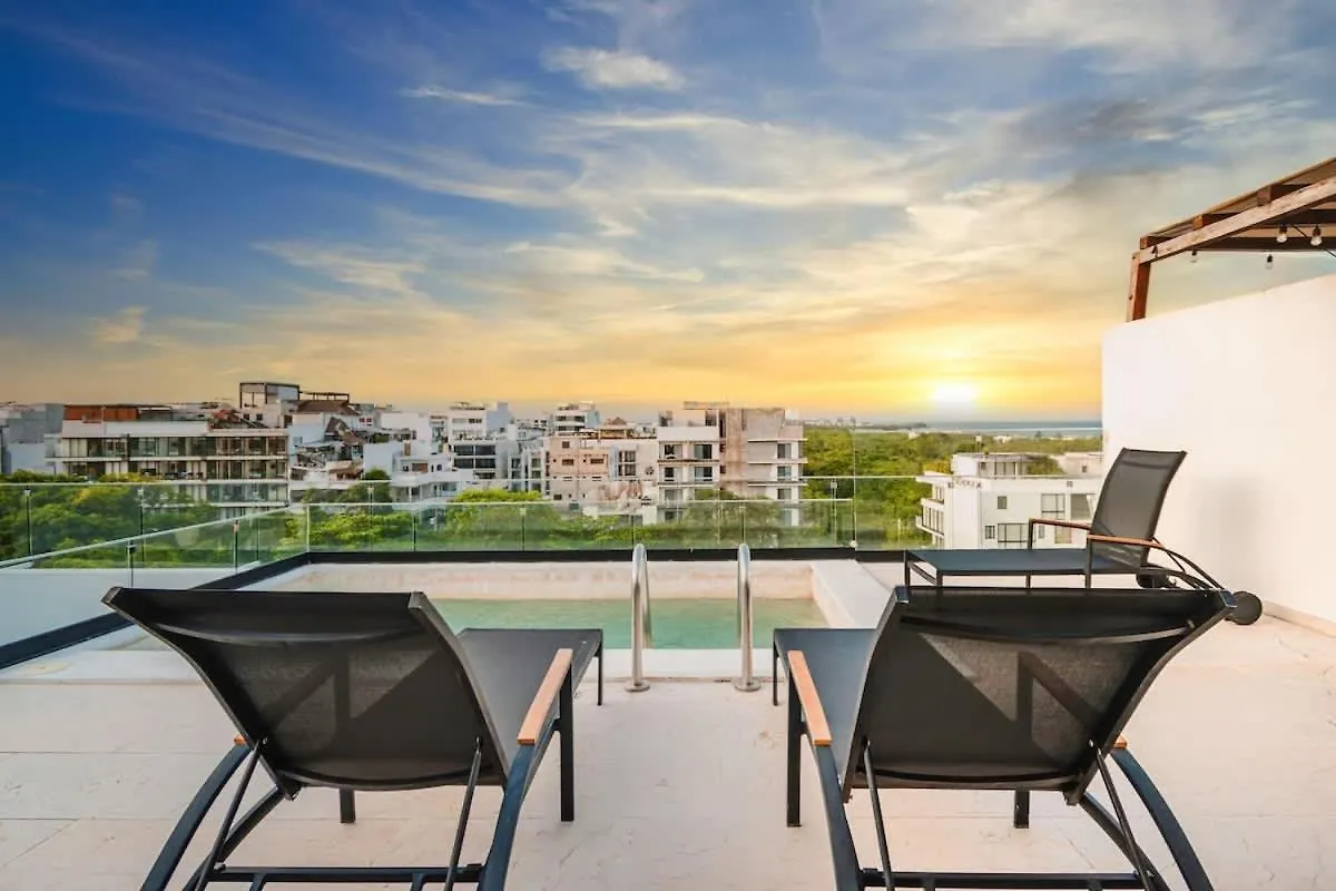 Luxury Penthouse Private Pool contacts